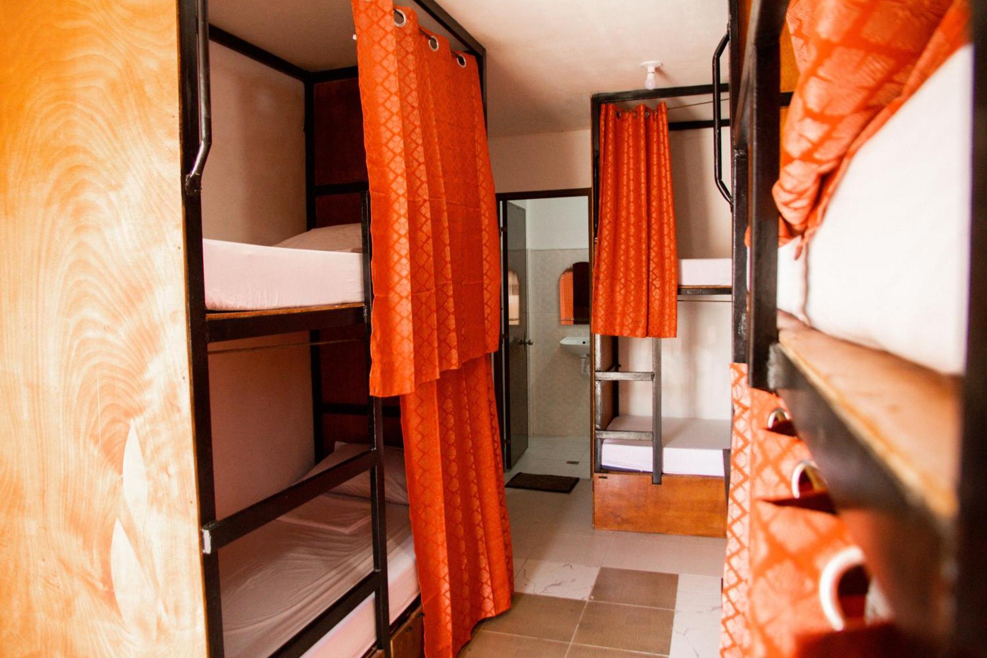 Moana Beach House Moalboal Bagian luar foto